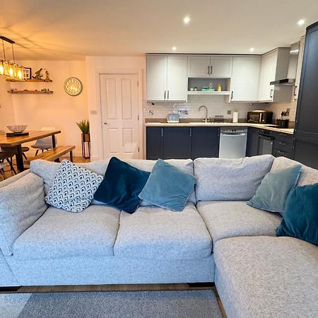 Sound Of The Sea - Penthouse In Portrush Apartment Exterior foto